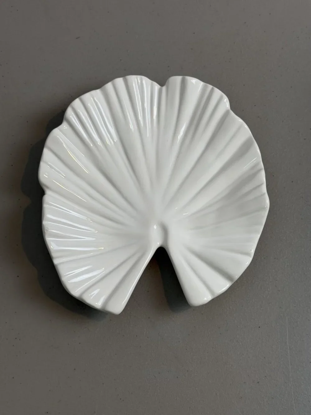 Ambiance Collections White Ceramic Ginkgo Leaf Plate Trinket Dish 8.5”